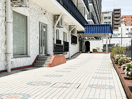 綺麗に管理された共用部。管理体制もマンション選びの大切なポイントです。
