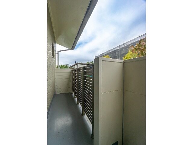 バルコニー エステート聖ヶ丘 1階/-