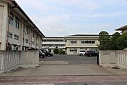 足利市立第二中学校(1、030m)