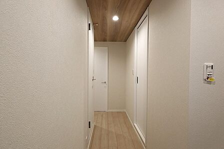 お部屋へつながる廊下。ご家族の毎日がスムーズに流れます。