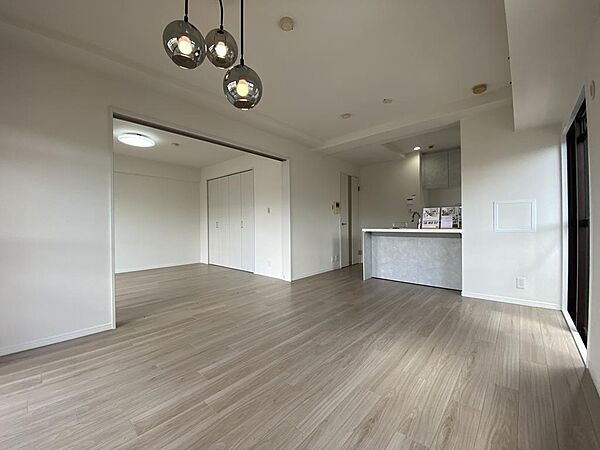 リビング/ダイニング