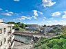 その他：青空が広がる気持ちの良い眺望。前面に高層建築物がなく、開放的なロケーションです。