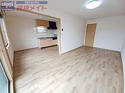 リヴェール　Ａ 1階3LDKのリビング/ダイニング