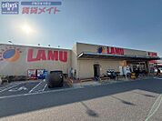 ラ・ムー伊賀上野店 2838m