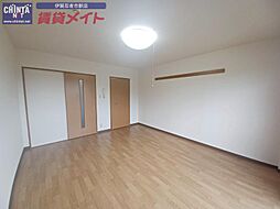 シャンベール・ｕ 2階1Kのリビング/ダイニング