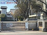 伊賀市立上野西小学校 1068m