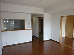 ロイヤルアネックス 2階3LDKのリビング/ダイニング