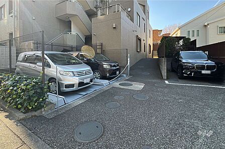 敷地内駐車場(屋外機械式)