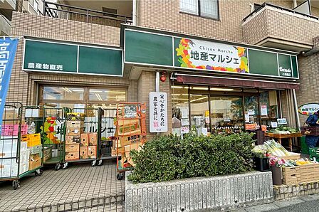 地産マルシェ(小滝橋店)の外観