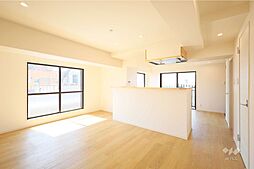 新宿サマリヤマンション 2LDKのリビング/ダイニング