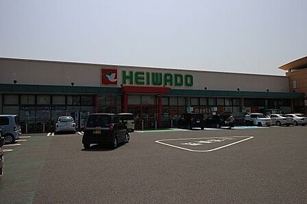 平和堂尾西店 210m