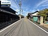 外観：前面道路含む現地写真
