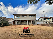 流行に左右されず、将来にわたって価値が継続する「上質」な佇まい。おしゃれな雰囲気や自然の潤い、親しみやすさといった個性を、街に新たな価値をもたらし続けます。