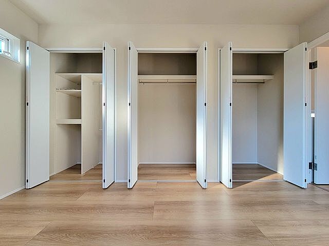 収納 高知市朝倉本町1丁目