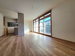 ＼高知市横内　中古戸建／ 3LDKのリビング/ダイニング