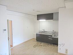 第6サンコウヒルズ西館 3階3LDKのリビング/ダイニング