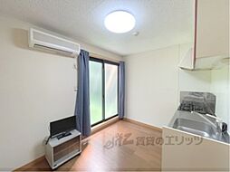 レオパレス枚岡ヒルズ 108 2階2DKのリビング/ダイニング