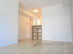 JR関西本線 奈良駅 バス9分 神殿下車 徒歩9分の賃貸アパート 1階1LDKのリビング/ダイニング