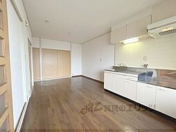 山善ハイツ 205 2階2LDKのリビング/ダイニング