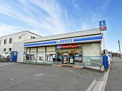 ローソン東京工芸大前店 徒歩11分。 860m