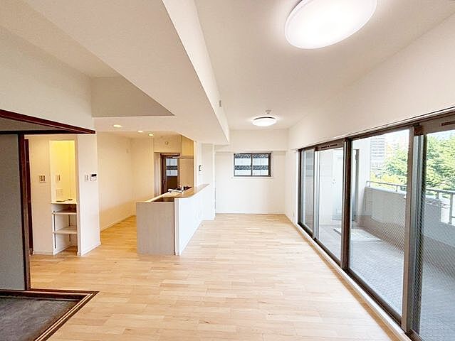 リビング/ダイニング ファミリアーレ白川公園 5階/-