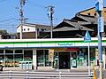 ファミリーマー...