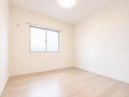 ◆クローゼット付きの洋室♪※AI加工画像につき、現況と異なります。