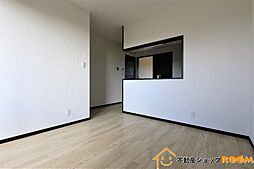 JR鹿児島本線 羽犬塚駅 4.9kmの賃貸アパート 2階2LDKのリビング/ダイニング