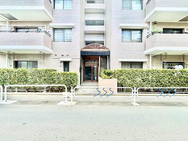 エントランス コスモ平井 1階/-