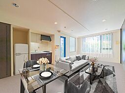 レ・ベント等々力 ワンルームのリビング/ダイニング