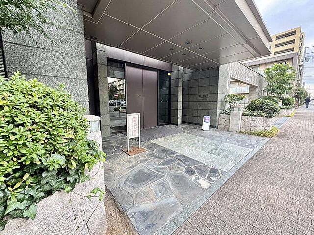 エントランス アデニウム吉祥寺 4階/-