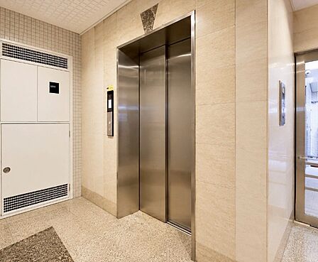 快適な都市生活を支えるエレベーター完備マンション
