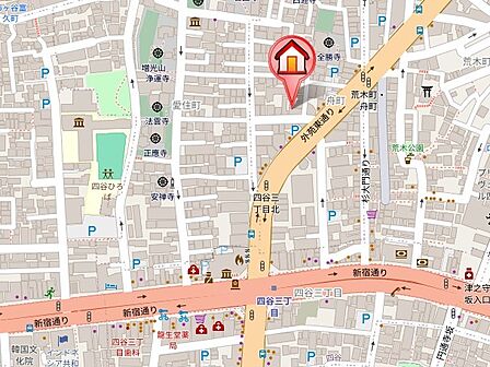 東京都メトロ丸ノ内線「四谷三丁目」駅迄、徒歩3分、都営新宿線「曙橋」駅迄、徒歩6分、総武線、東京メトロ南北線「四谷」駅迄、徒歩11分と好立地です。