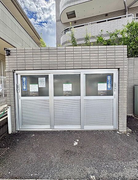 使いやすい敷地内ゴミ置き場完備!空室につき内覧可能です。