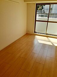 K．I．A．L　東合川ヴィラ 108 1階1Kのリビング/ダイニング