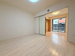 コロンII 203 2階1LDKのリビング/ダイニング