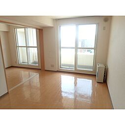 ラトゥール 3階1LDKのリビング/ダイニング