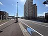 外観：前面道路。