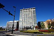 役所「栃木県庁まで4957m」