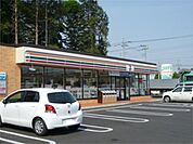 コンビニ「セブンイレブン 宇都宮岡本中央店まで775m」