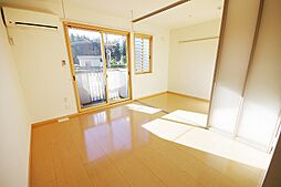 グリーンヒルズ B 102 1階1LDKのリビング/ダイニング