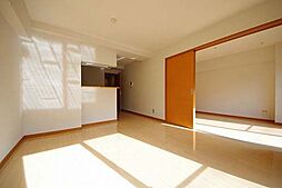 Refuge・F 201 2階2LDKのリビング/ダイニング