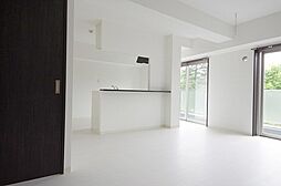 PLACIDES 310 3階2LDKのリビング/ダイニング