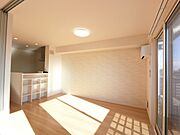 リビング（全室照明器具付き）