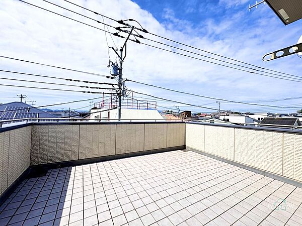 バルコニーを拡大表示