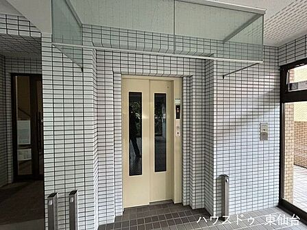 エレベータ
