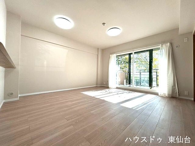 リビング/ダイニング フェアロージュ錦町 1階/-