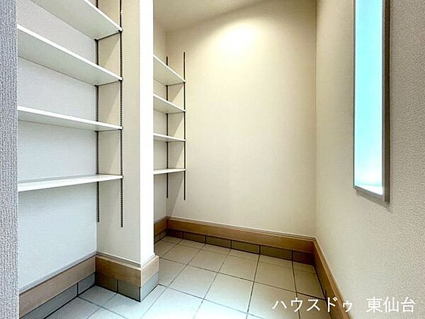 収納