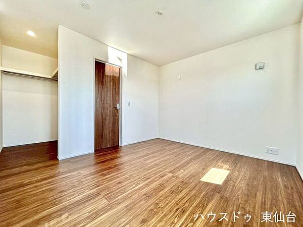 寝室を拡大表示