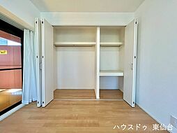 寝室の画像